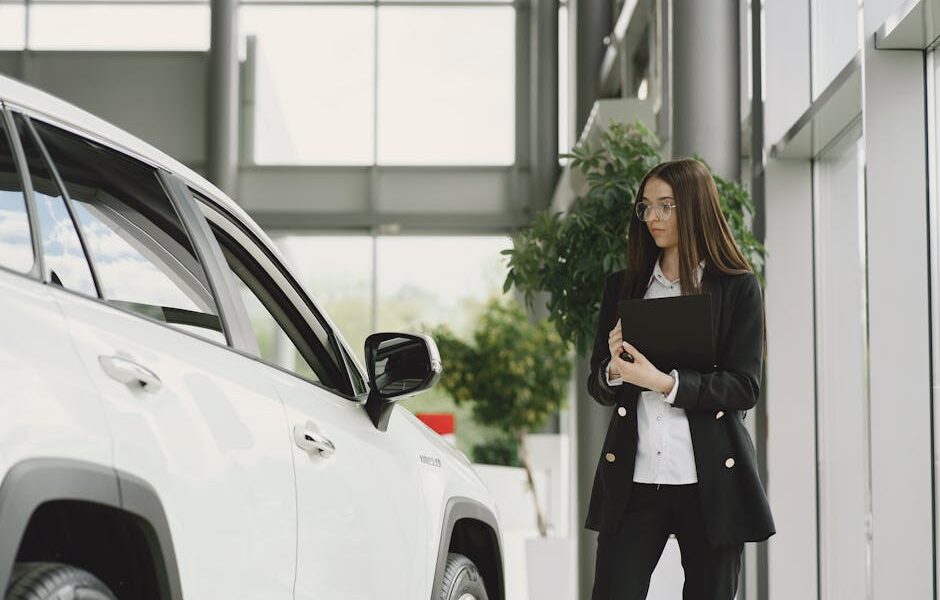 Darmowe zdjęcie z galerii z biznes, business casual, elegancja - Fot. Gustavo Fring