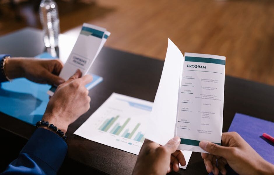 Darmowe zdjęcie z galerii z analiza, analizowanie, biuro - Fot. RDNE Stock project