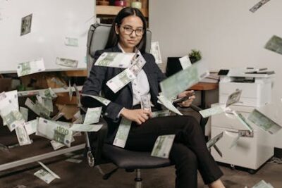 Darmowe zdjęcie z galerii z #wnętrz, biurko, biuro - Fot. Pavel Danilyuk