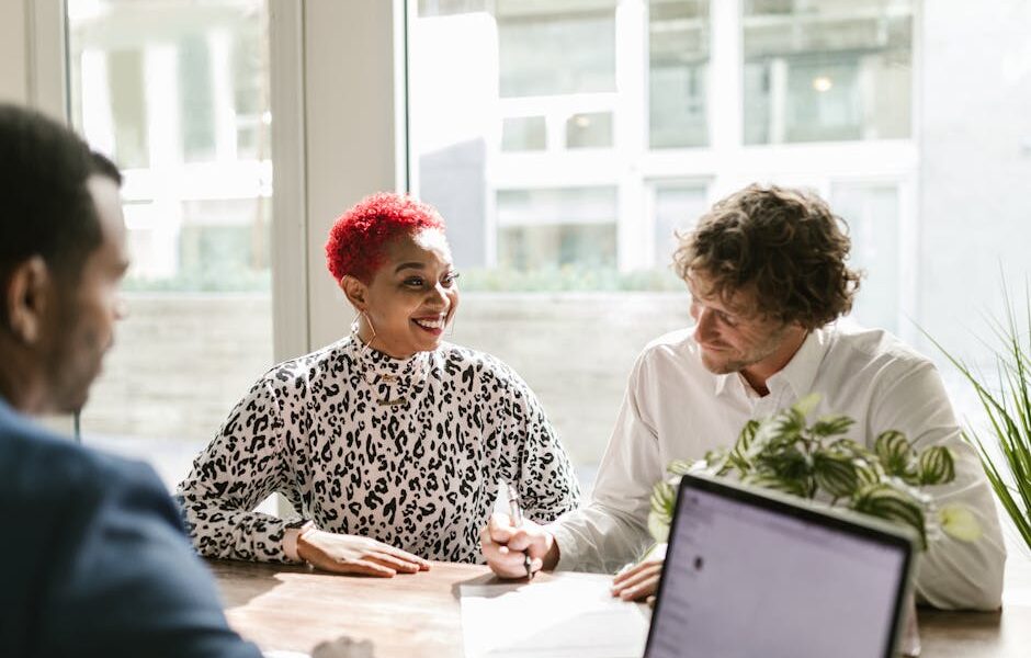 Darmowe zdjęcie z galerii z #wnętrz, agent, analityka - Fot. RDNE Stock project